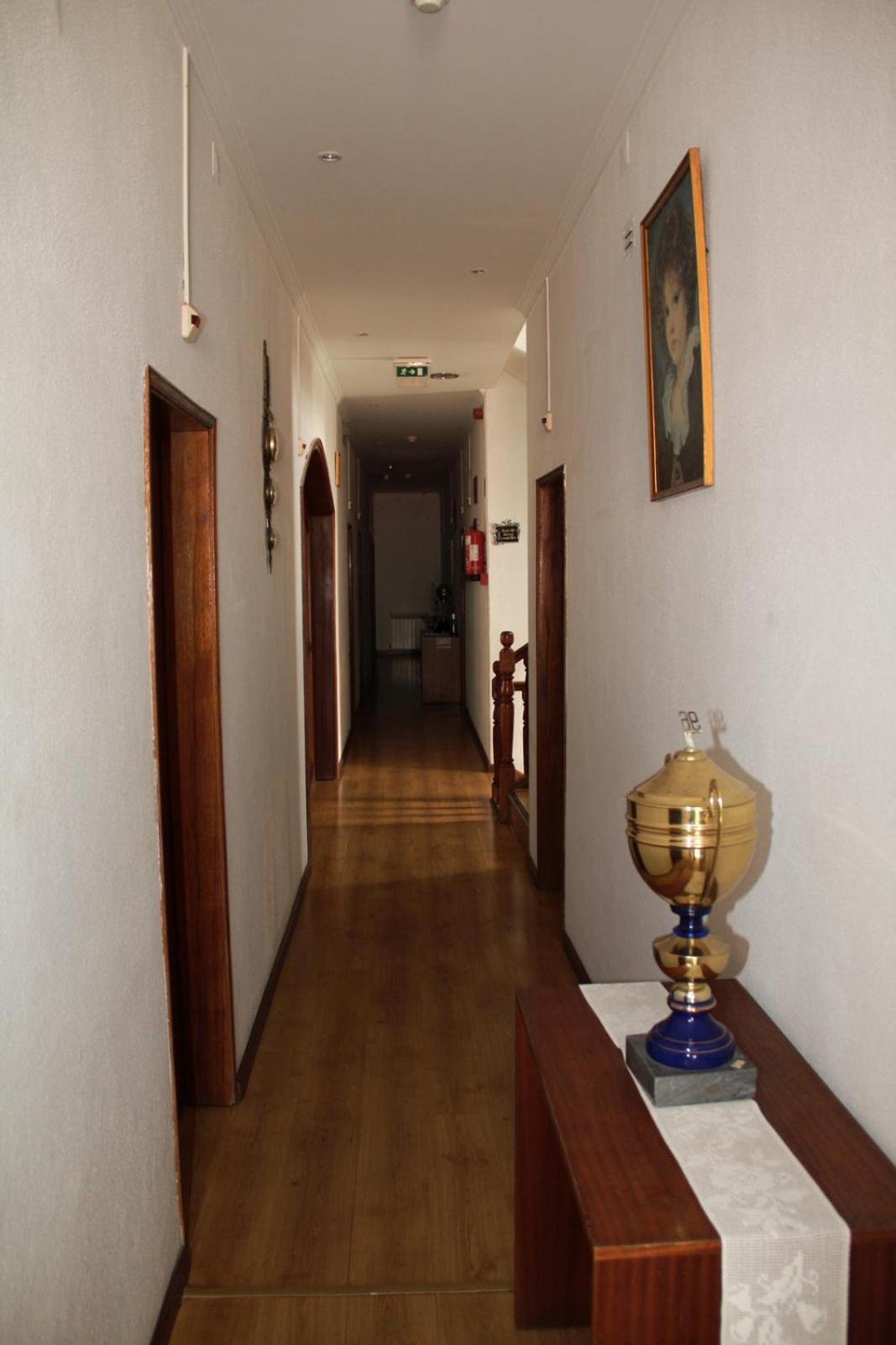 Residencial Parque Bed & Breakfast Celorico Da Beira Eksteriør bilde