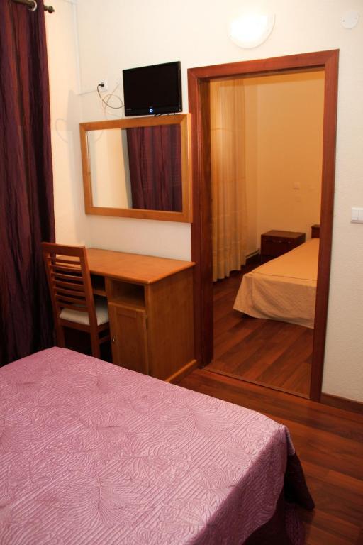 Residencial Parque Bed & Breakfast Celorico Da Beira Rom bilde